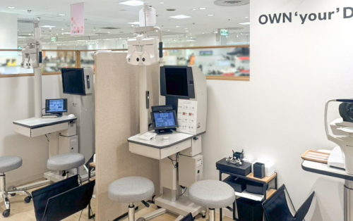 「オンデーズ」の視力検査の場所