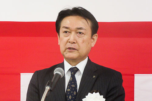 あいさつを述べる小屋松儀晃氏