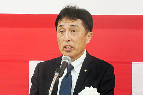 意気込みを語る田山新社長